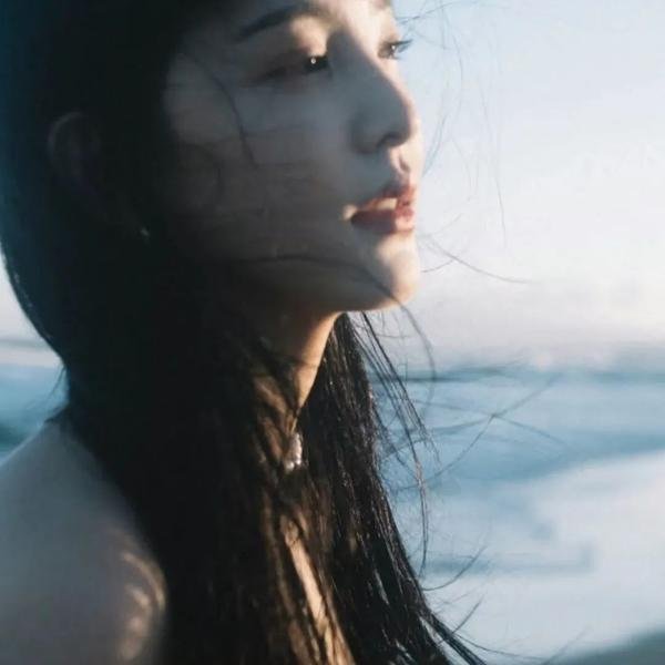秋光乍泄